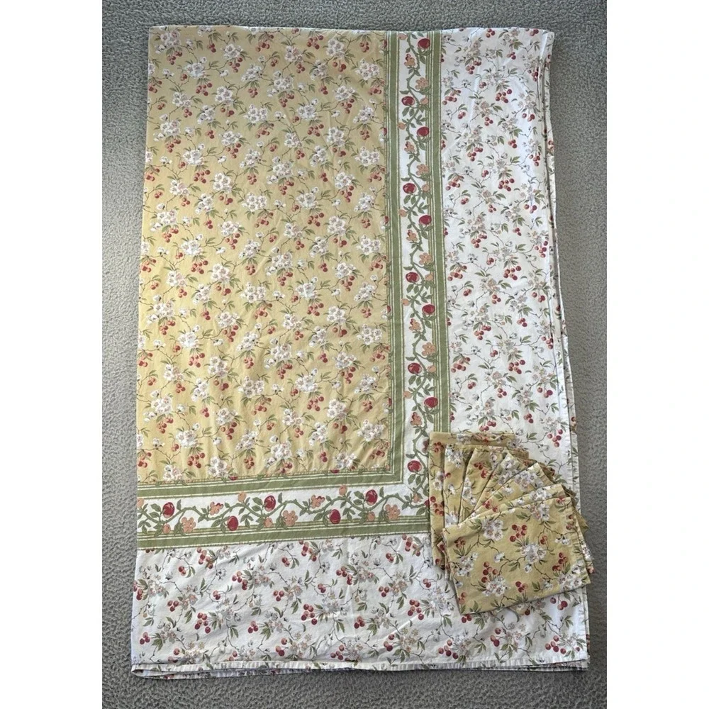 Williams Sonoma Cherry Blossom Tablecloth 65 x 100
